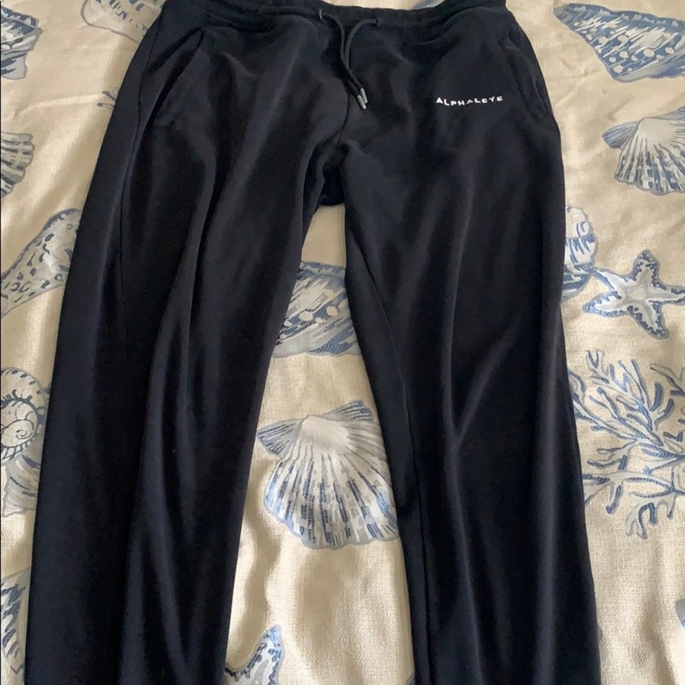 Alphalete Joggers